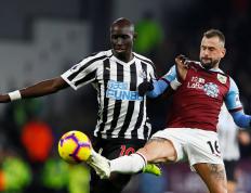 阿斯顿维拉 VS 纽卡斯尔联(a si dun wei la niu ka si er lian)