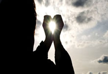 曼晚：曼城暂无计划再加一场季前赛，罗德里预计周一随队报到