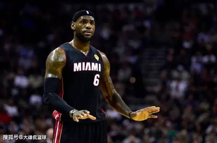 真敢说，杰夫蒂格称詹姆斯使用过类固醇，众所周知(zhen gan shuo jie fu di ge cheng zhan mu si shi yong guo lei gu chun zhong suo zhou zhi)