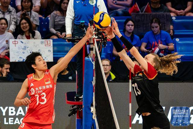 世界女排联赛（阿灵顿站）：中国队胜德国队(shi jie nyu pai lian sai a ling dun zhan zhong guo dui sheng de guo dui)