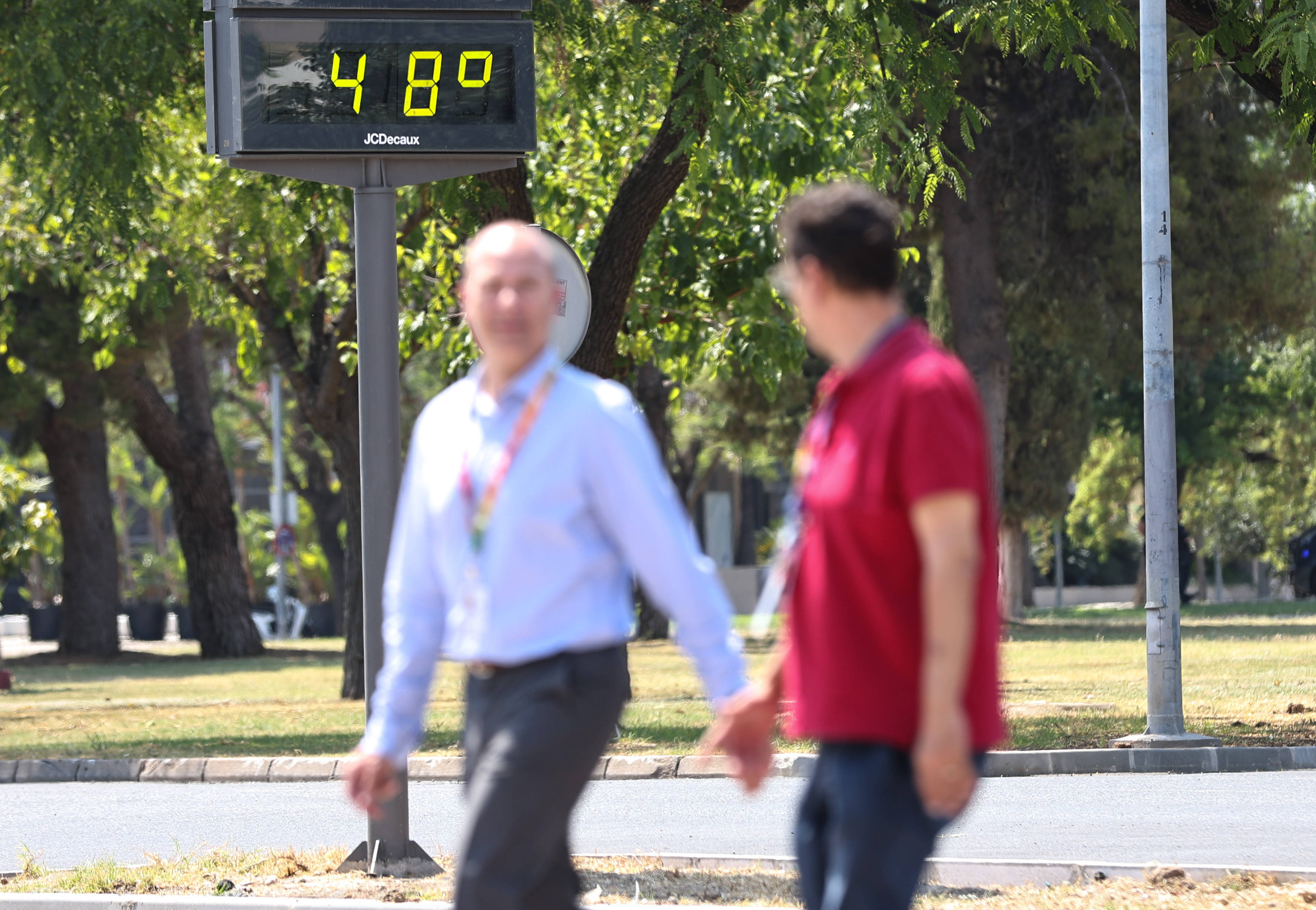 西班牙塞维利亚：烈日炎炎(xi ban ya sai wei li ya lie ri yan yan)