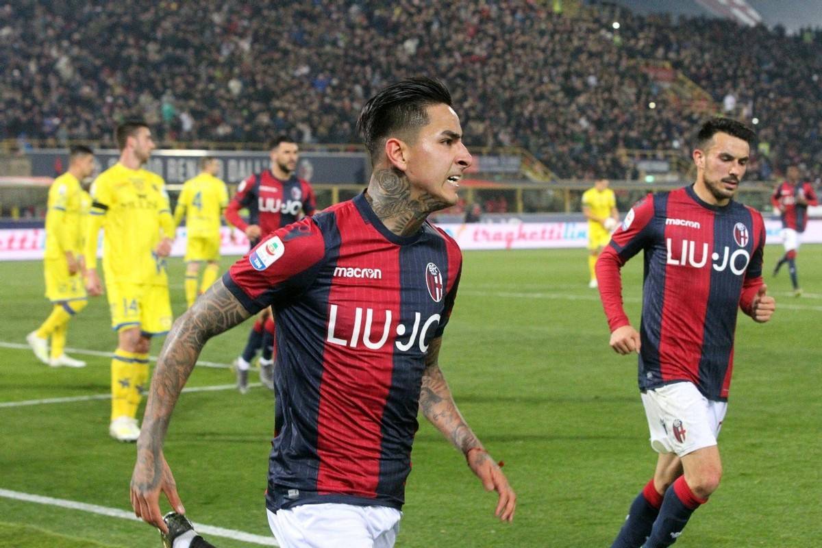 意甲：热那亚对阵AC米兰，热那亚战意全无，米兰轻松拿下？(yi jia re na ya dui zhen mi lan re na ya zhan yi quan wu mi lan qing song na xia)