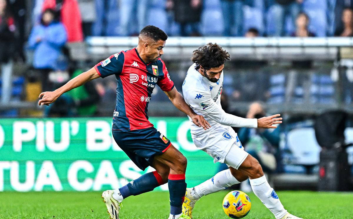 热那亚对阵AC米兰：客场至少两球优势，热那亚形势堪忧(re na ya dui zhen mi lan ke chang zhi shao liang qiu you shi re na ya xing shi kan you)