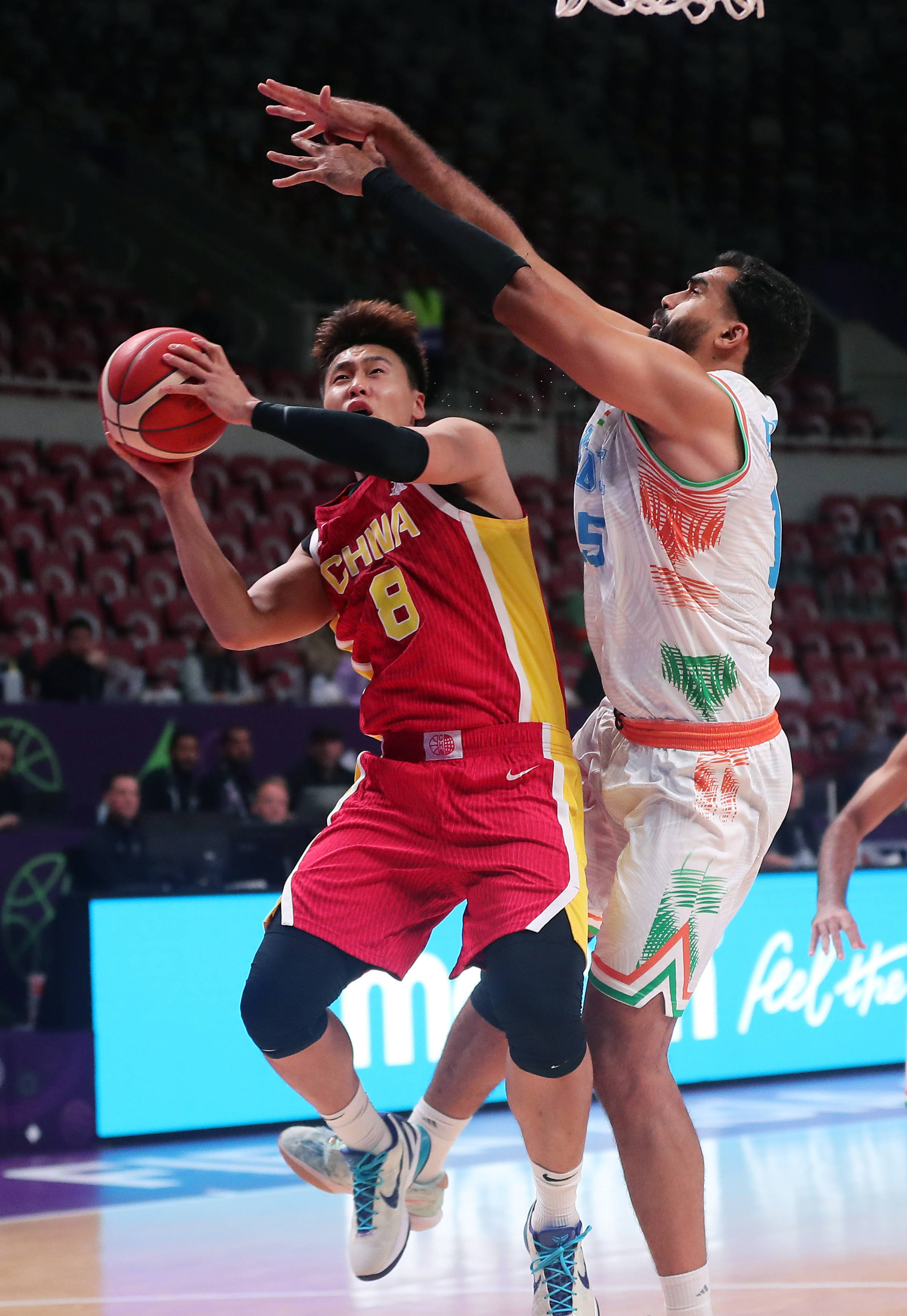 （体育）篮球——国际篮联亚洲杯：中国队对阵印度队