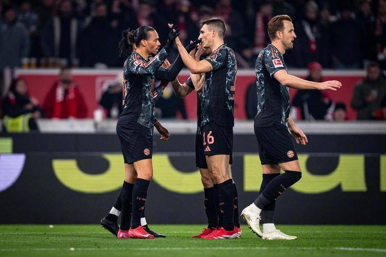 拜仁慕尼黑客场大胜云达不来梅(bai ren mu ni hei ke chang da sheng yun da bu lai mei)