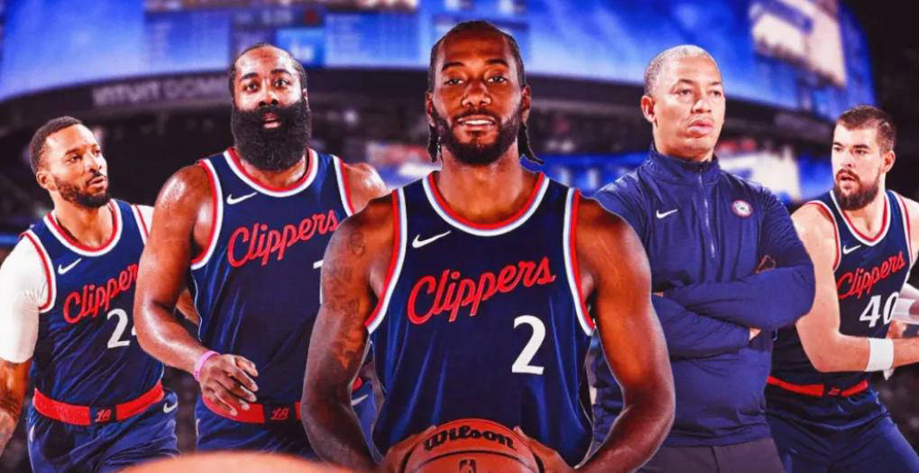 加盟洛杉矶快船,打造完美首发阵容