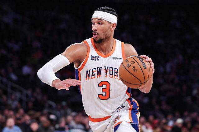 轮换重构中的纽约尼克斯：哈特角色调整与冲冠难题