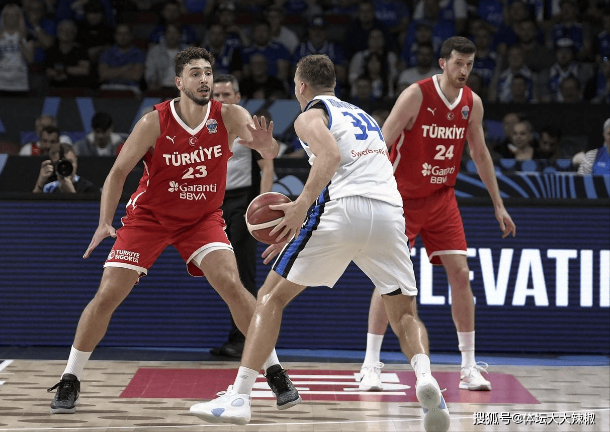 23分+13板+8助,5连胜+全面进化,火箭队决定正确,新赛季要冲冠